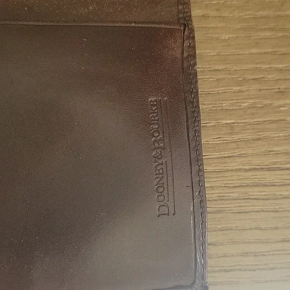 Dooney&Bourke vintage wallet - Picture 4 of 5